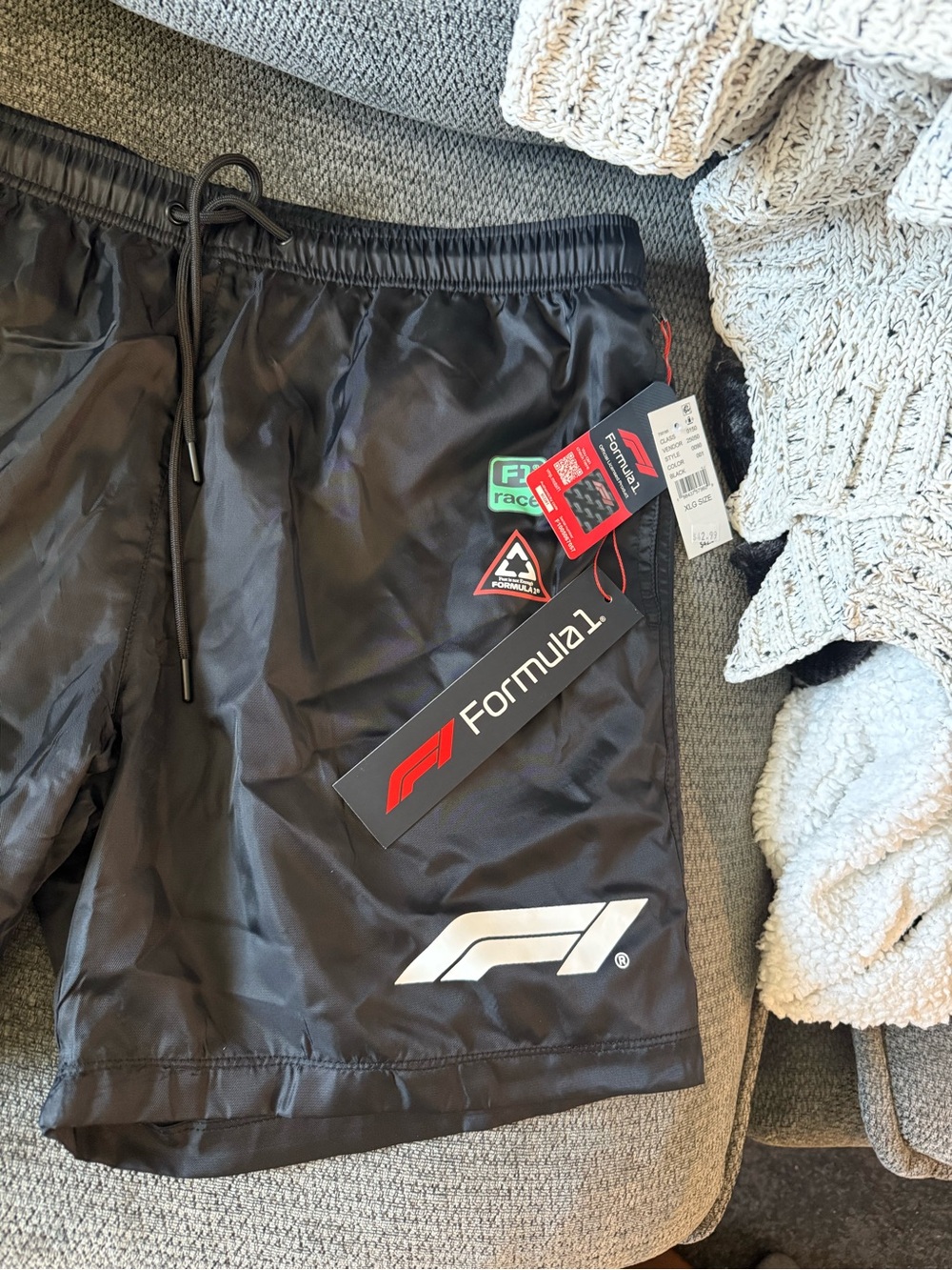 PacSun Formula 1 Racing Shorts XL NWT Black Graphic Shorts - Picture 4 of 10